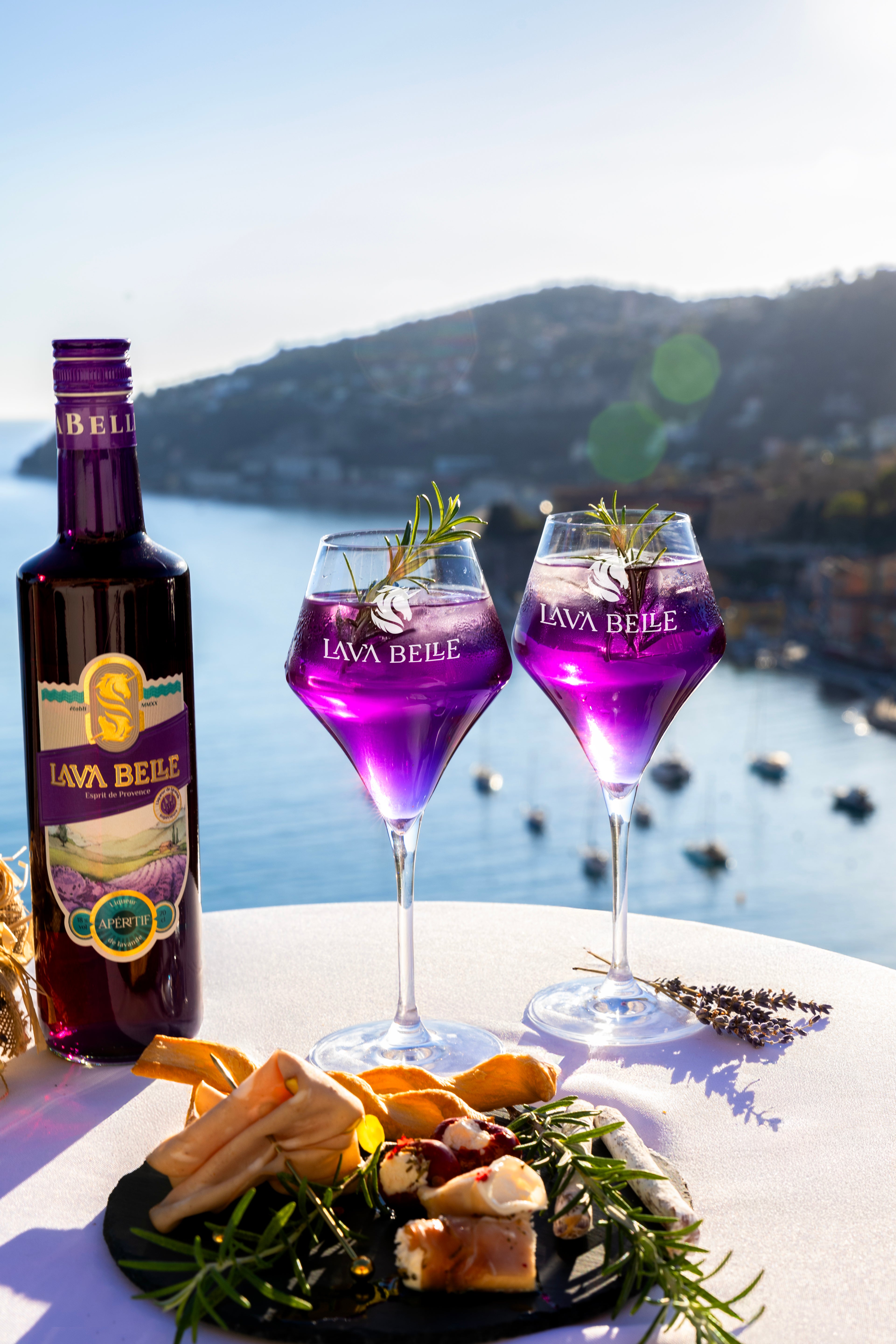Lav'a Belle Apéritif 18% ABV